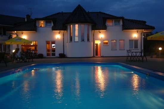 מיילנו Brydar With Sauna, Swimming Pool And Jacuzzi מראה חיצוני תמונה